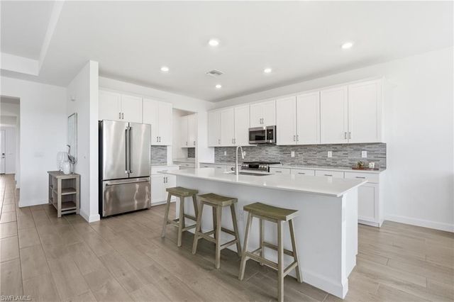 20273 Kingmont DR, Estero, FL 33928