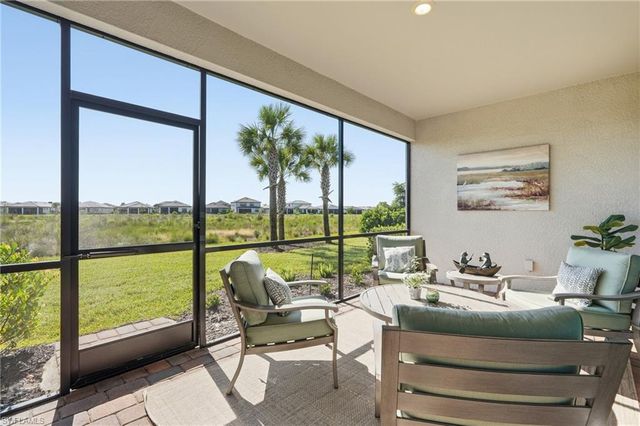 20273 Kingmont DR, Estero, FL 33928