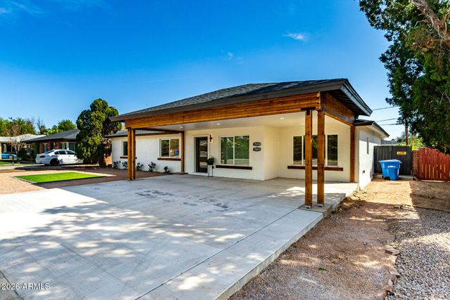 2507 E DEVONSHIRE Avenue, Phoenix, AZ 85016