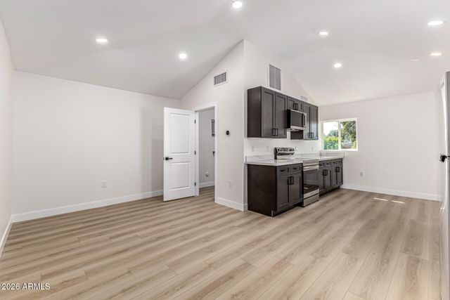 2507 E DEVONSHIRE Avenue, Phoenix, AZ 85016