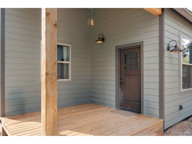 2270 Pikes Peak Dr, Florissant, CO 80816
