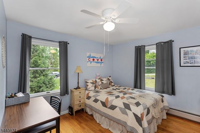 40 Shadowy Ln, West Milford Twp., NJ 07480
