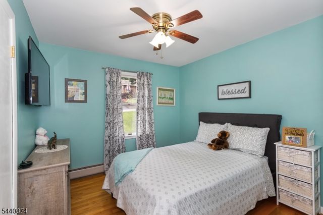 40 Shadowy Ln, West Milford Twp., NJ 07480