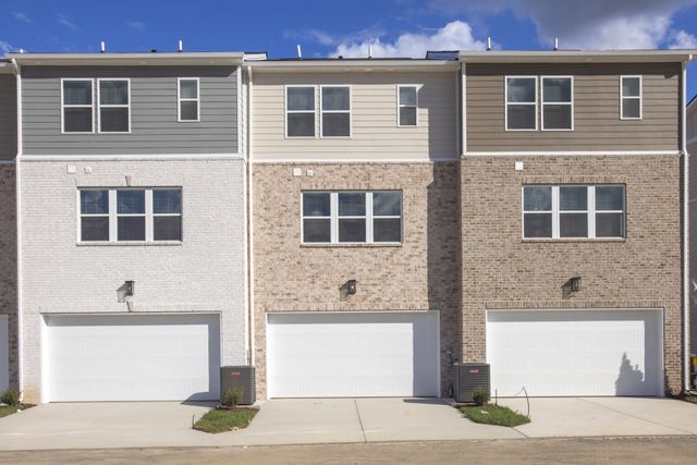 154 Barton Village Boulevard, Lebanon, TN 37090