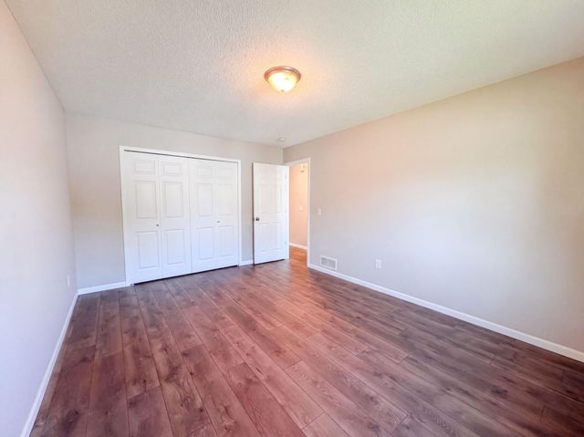 13397 Hughes Court, Apple Valley, MN 55124