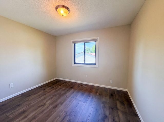 13397 Hughes Court, Apple Valley, MN 55124
