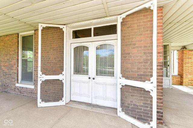 1660 N 10th Street, Noblesville, IN 46060