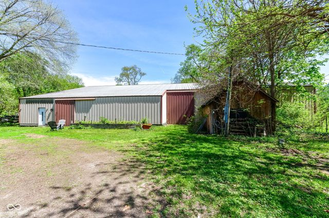 1660 N 10th Street, Noblesville, IN 46060