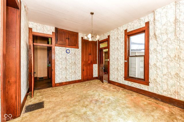 1660 N 10th Street, Noblesville, IN 46060