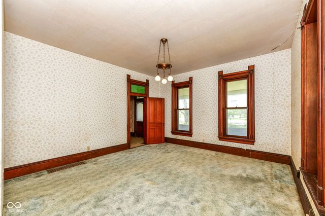 1660 N 10th Street, Noblesville, IN 46060