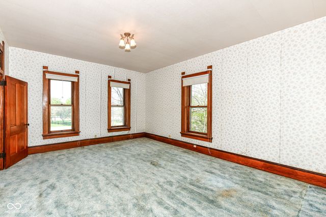 1660 N 10th Street, Noblesville, IN 46060