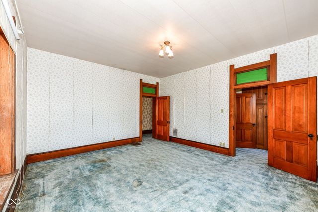 1660 N 10th Street, Noblesville, IN 46060