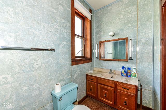 1660 N 10th Street, Noblesville, IN 46060