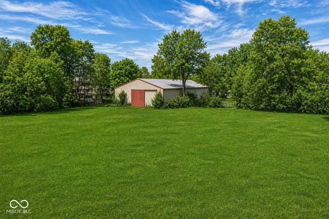 1660 N 10th Street, Noblesville, IN 46060