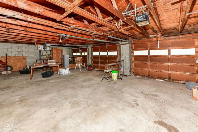 1660 N 10th Street, Noblesville, IN 46060