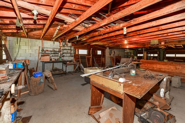 1660 N 10th Street, Noblesville, IN 46060