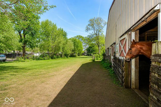 1660 N 10th Street, Noblesville, IN 46060