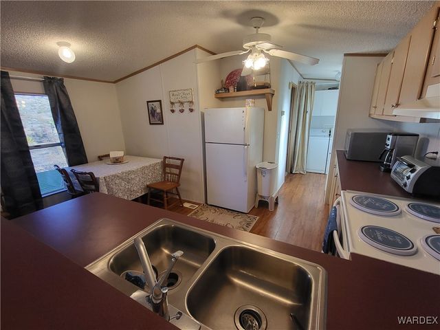 30235 N Separation Drive, Meadview, AZ 86444