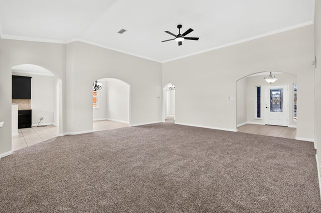 302 Kaylee Way, Red Oak, TX 75154