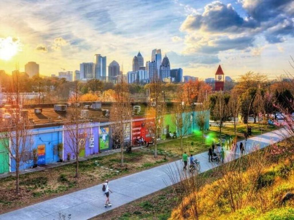 Image 17 of property listing at 375 6th NE Street 5, Atlanta, GA 30308