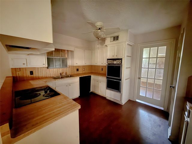 3919 Ridgeview Drive, Missouri City, TX 77459