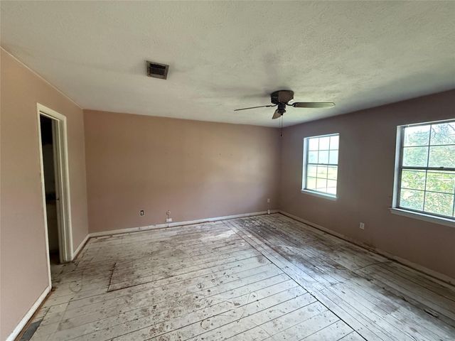 3919 Ridgeview Drive, Missouri City, TX 77459