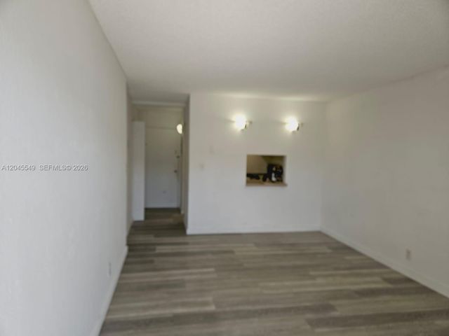4550 NW 9th St 709E, Miami, FL 33126