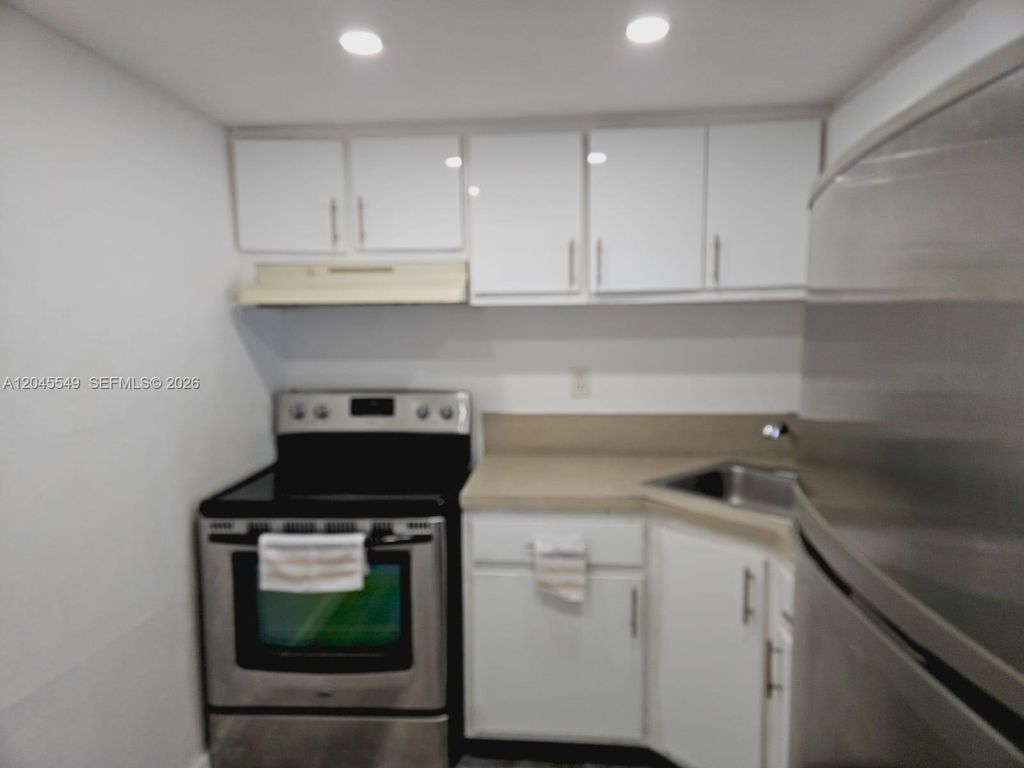 4550 NW 9th St 709E, Miami, FL 33126