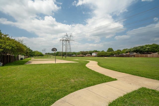 1610 Alpine Pass, Lewisville, TX 75077