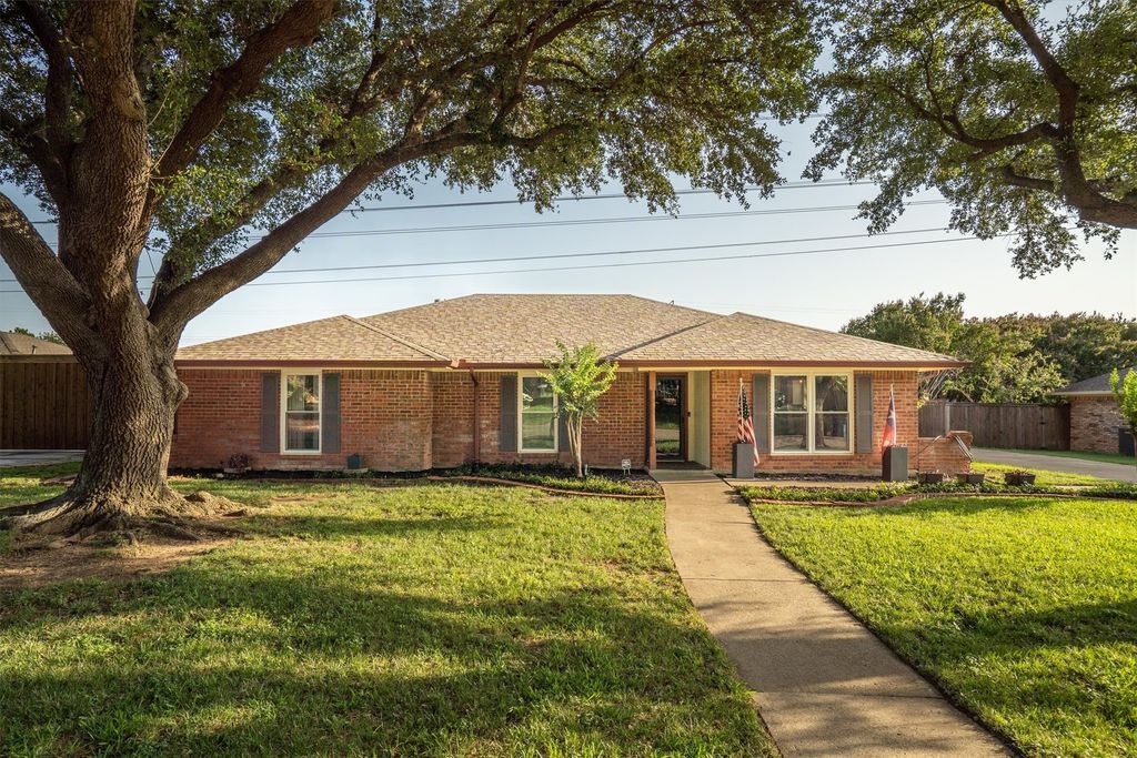 1610 Alpine Pass, Lewisville, TX 75077