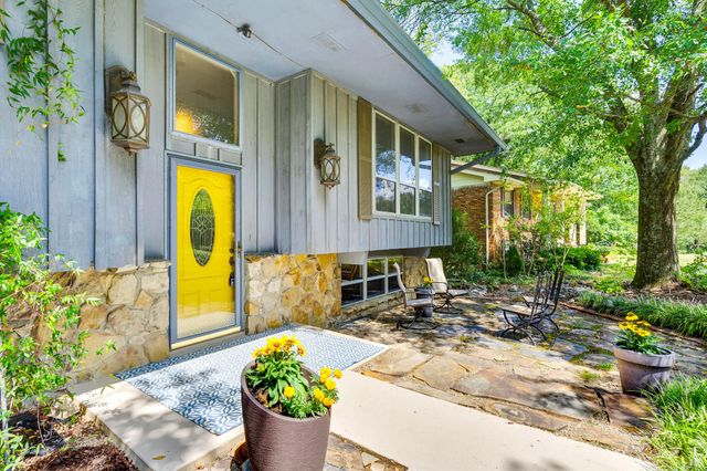 1405 Highcrest Court, Hixson, TN 37343