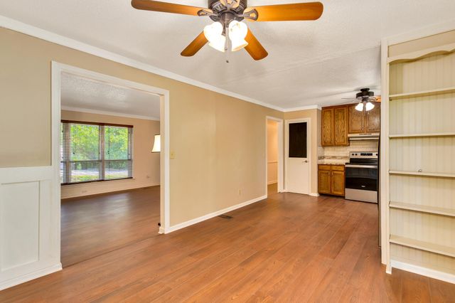 1405 Highcrest Court, Hixson, TN 37343