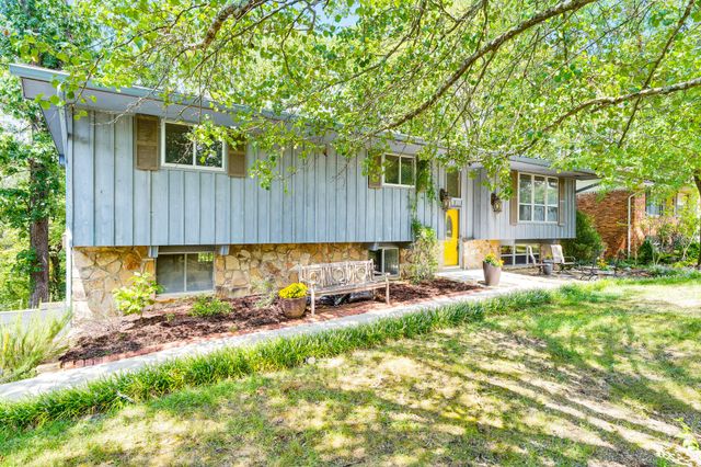 1405 Highcrest Court, Hixson, TN 37343