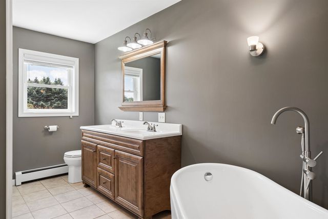 105 Westerly Views Road, Isle La Motte, VT 05463
