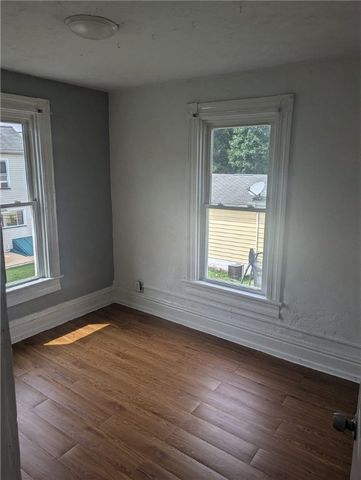 719 Rear Mabel St, New Castle, PA 16101