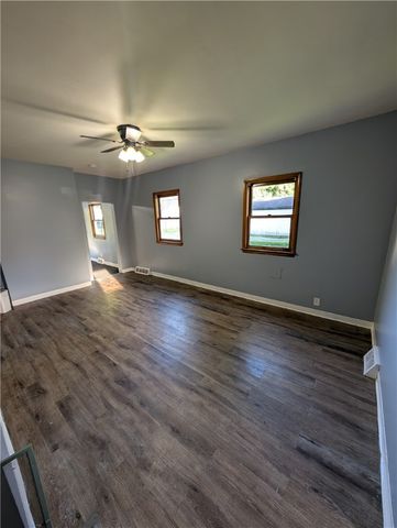 719 Rear Mabel St, New Castle, PA 16101