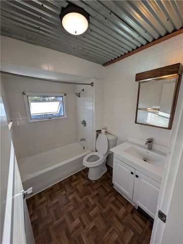 719 Rear Mabel St, New Castle, PA 16101