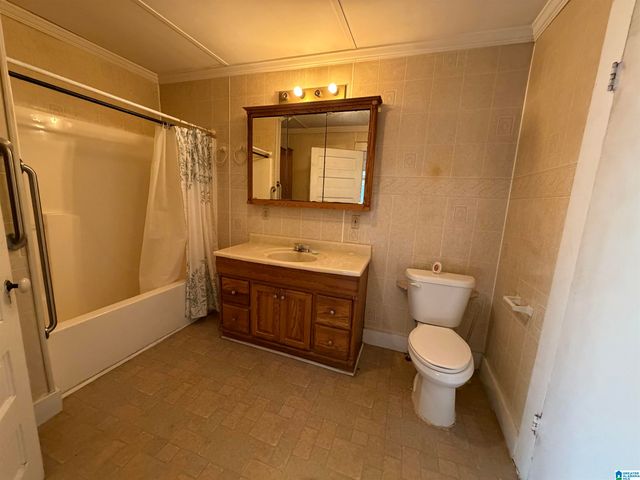 138 TRAMMELL STREET, Roanoke, AL 36274