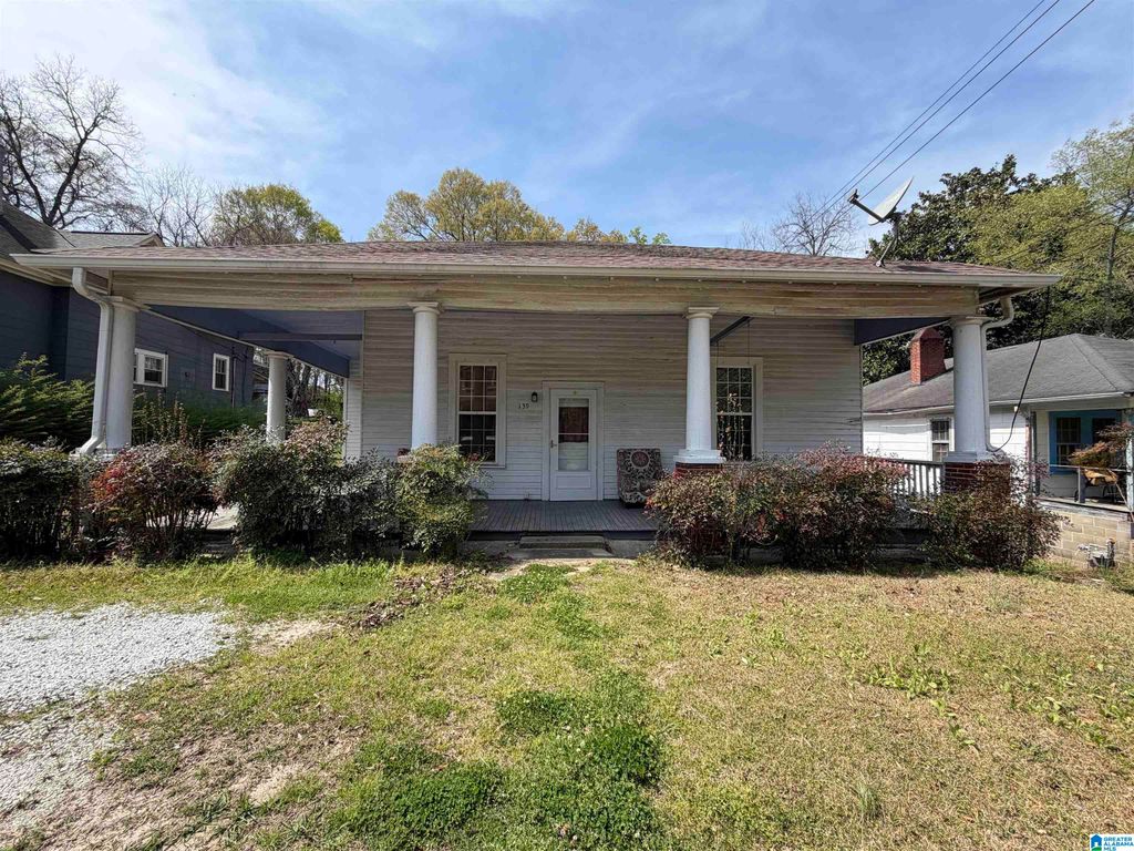 138 TRAMMELL STREET, Roanoke, AL 36274