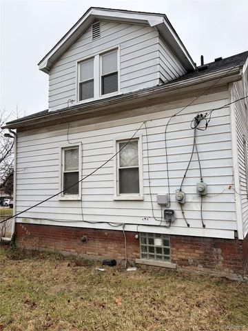 5902 Wayburn Street, Detroit, MI 48224