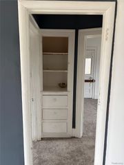 5902 Wayburn Street, Detroit, MI 48224