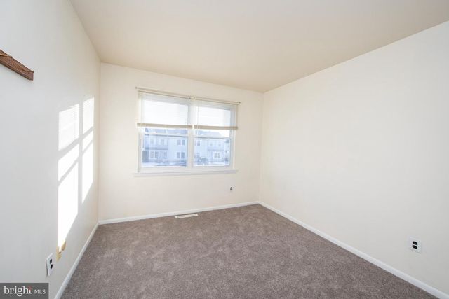 225 CEDAR DR, Quakertown, PA 18951