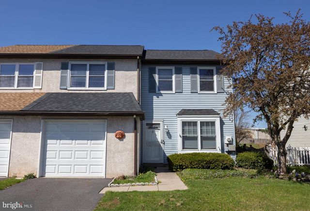225 CEDAR DR, Quakertown, PA 18951
