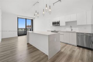 101 Diplomat Pkwy 605, Hallandale Beach, FL 33009