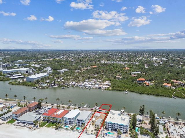 30 GULF BOULEVARD, Indian Rocks Beach, FL 33785