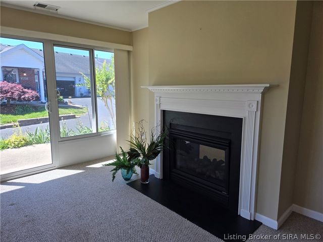 3615 Stonecreek Circle A, Jeffersonville, IN 47130