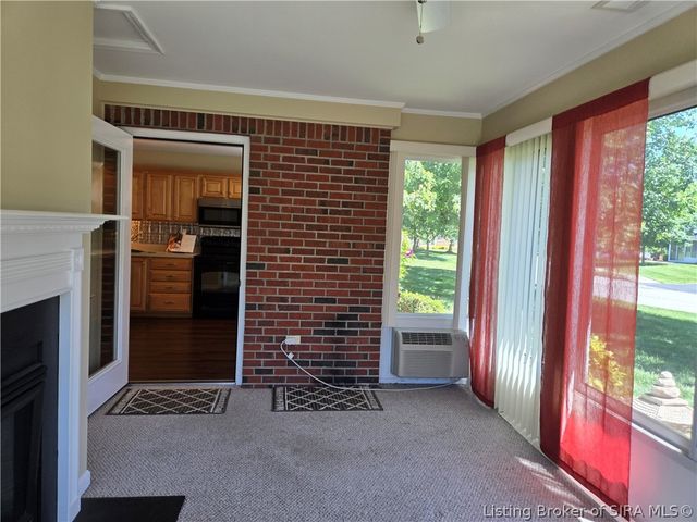 3615 Stonecreek Circle A, Jeffersonville, IN 47130