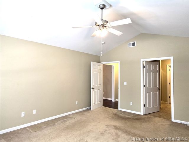3615 Stonecreek Circle A, Jeffersonville, IN 47130