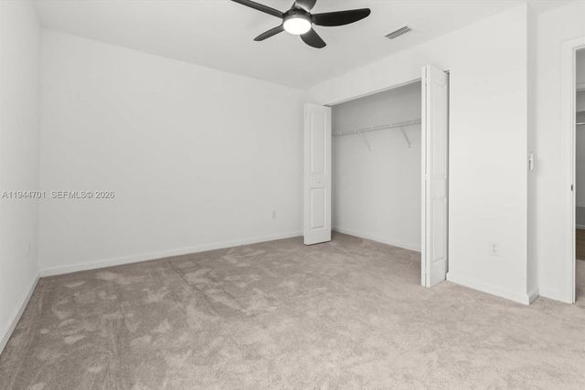 996 Bent Creek Dr, Fort Pierce, FL 34947