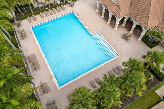 996 Bent Creek Dr, Fort Pierce, FL 34947